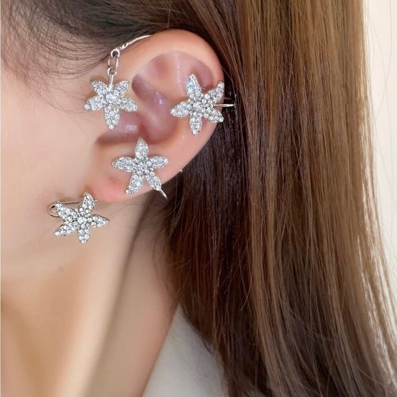 Silver 4/$25 1pc Flower Rhinestone Ear Cuff - Picture 1 of 2